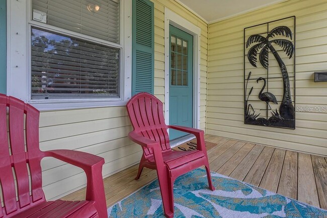 Building Photo - 213 W Alfred St