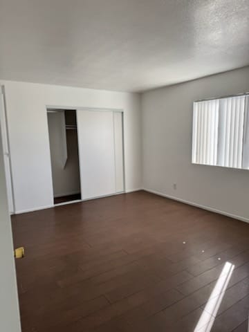 Building Photo - 38572 10th Pl E