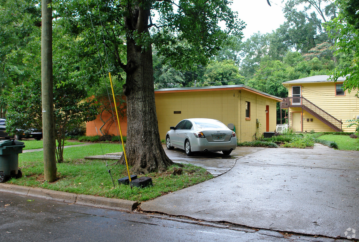Building Photo - 518-524 9th Ave
