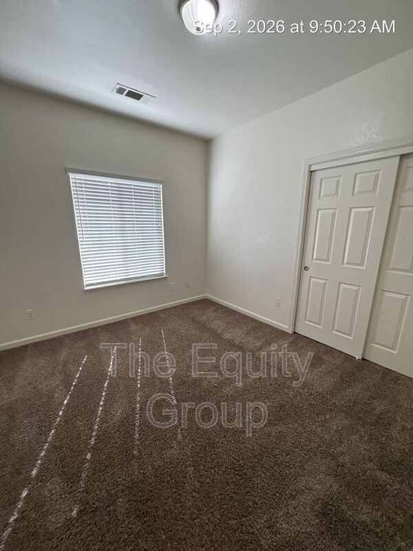 Foto del edificio - 1311 S Crowe St