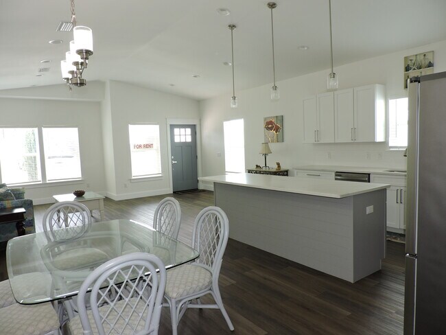 Foto del edificio - 12610 Erin Lea Ln