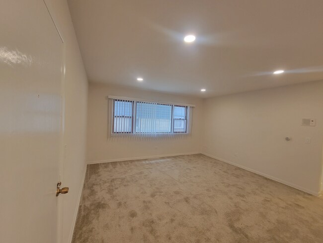 Foto del edificio - 7222 Dixon St