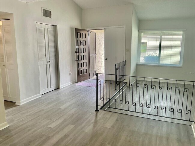 Foto del edificio - 2207 Belleair Rd
