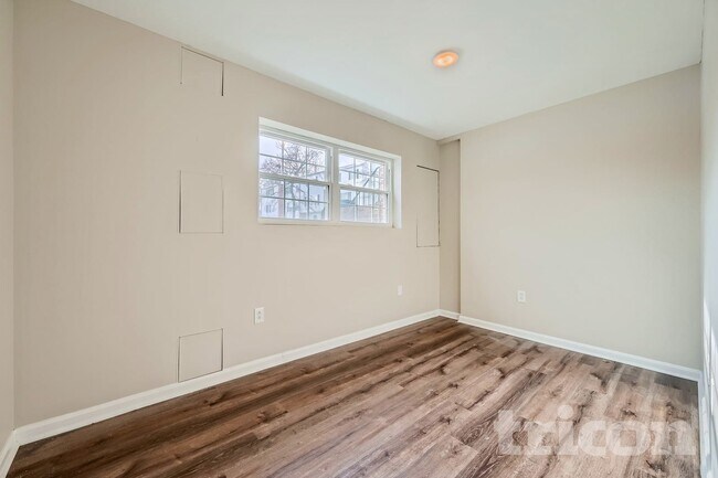 Foto del edificio - 2836 Aspen Hill Rd