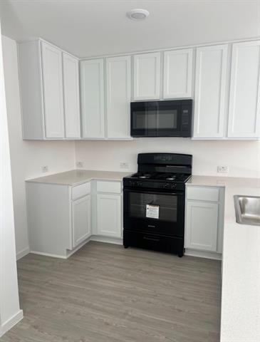 Foto del edificio - 12132 Thoroughbred Dr