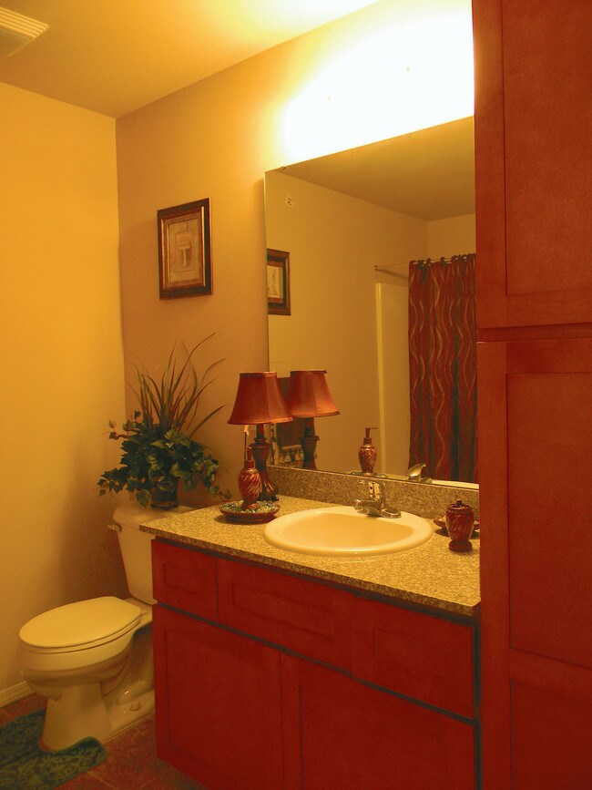 Bee Creek Apartment Homes Rentals Branson, MO