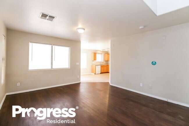 Building Photo - 12925 W Holly St