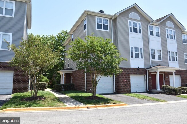Building Photo - 3032 Bellamy Way