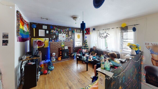 Foto del edificio - Unique BU Apartment