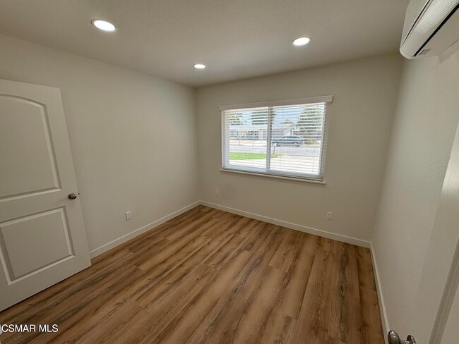 Building Photo - 1281 Hartley Ave