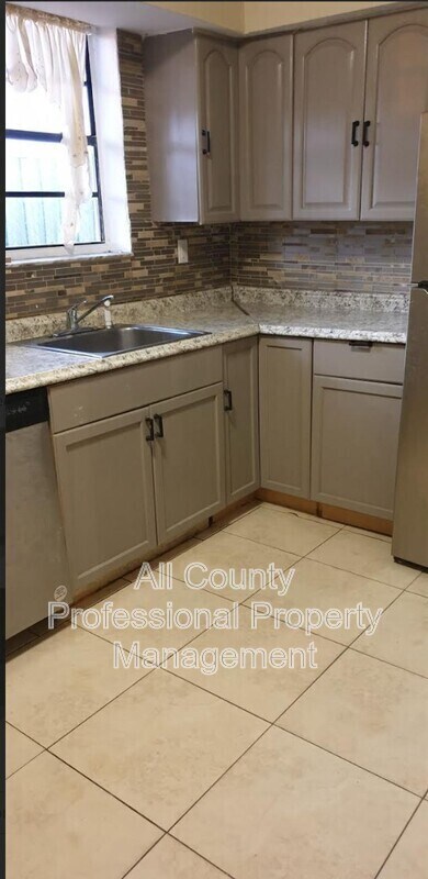 Foto del edificio - 7891 Sheridan St