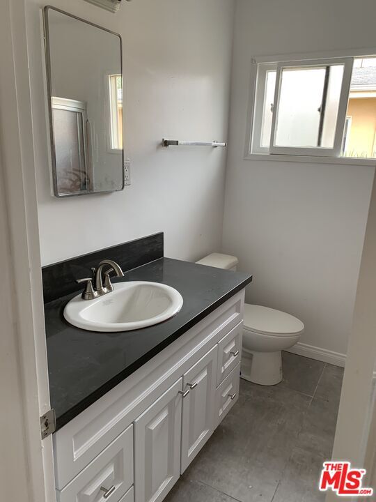 Foto del edificio - 1139 S Holt Ave