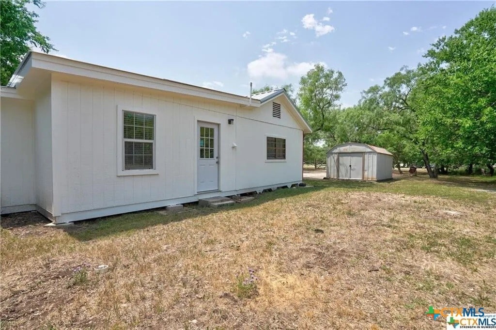 Building Photo - 301 Tatum Rd