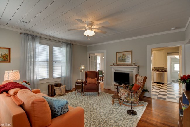 Foto del edificio - 2 br, 2 bath House - 814 E 29th St