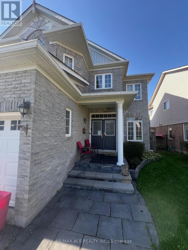 Photo du bâtiment - 1642 Sherbrook Dr