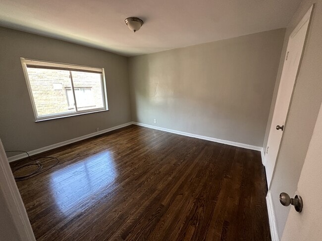 Photo - 1806 Dale Rd Apartment