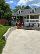 Building Photo - 9407 Colesville Rd