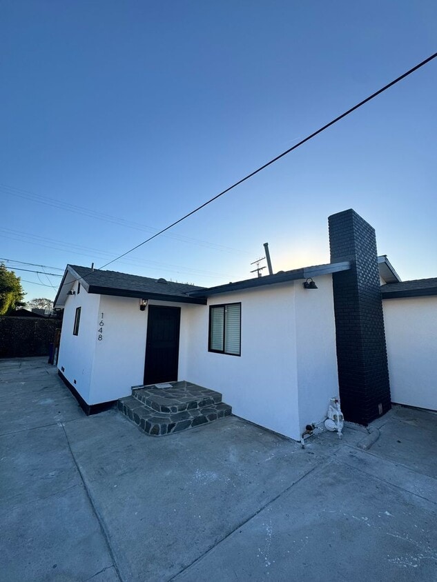 Photo - 1650 83rd St
