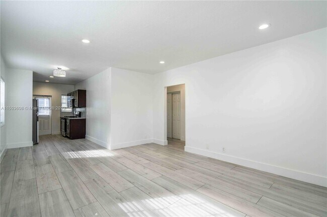 Foto del edificio - 330 84th St