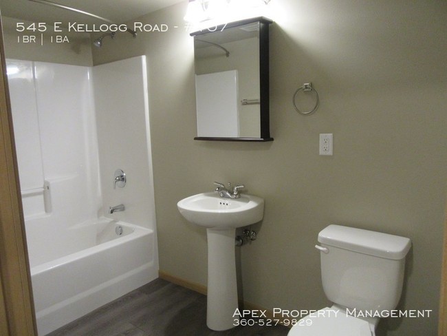 Foto del edificio - 545 E Kellogg Rd