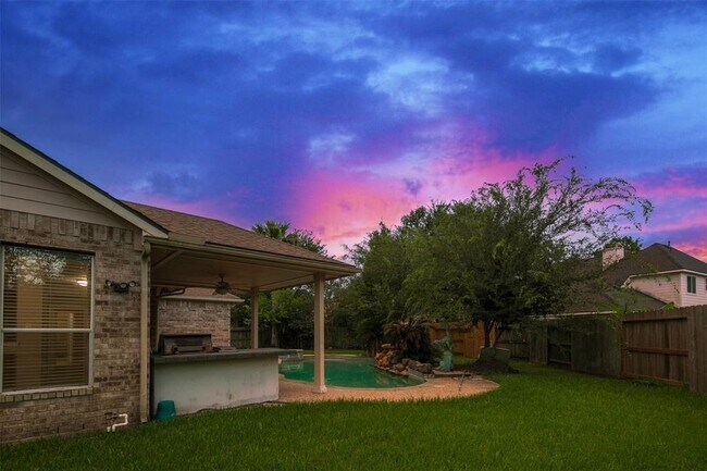 Foto del edificio - 3106 Rainbow Ct