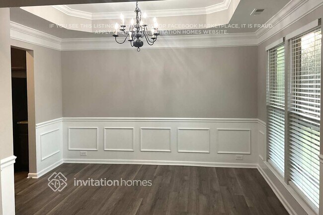 Foto del edificio - 1012 Crinoline Ln