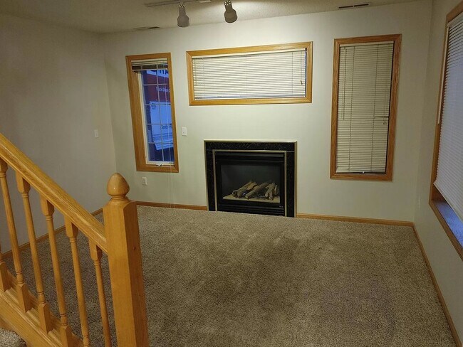 Building Photo - Location - Location - Location! Two Bedroo...