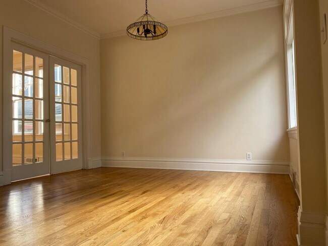 Building Photo - Aloha House - 3 bedrooms