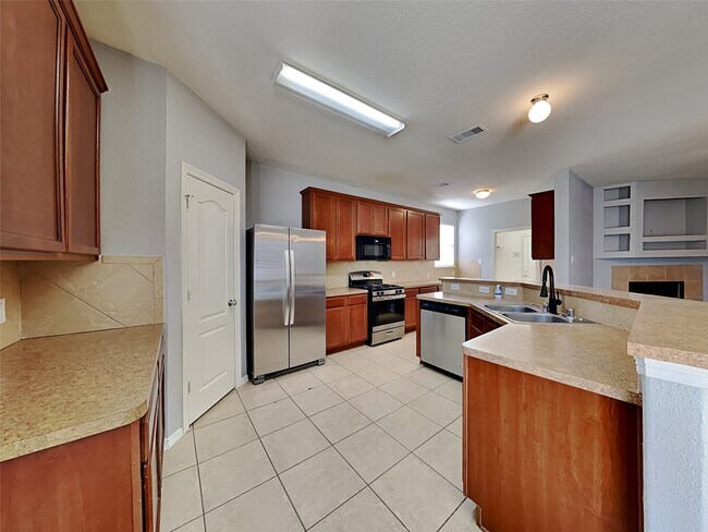 Building Photo - 1011 High Lane Court