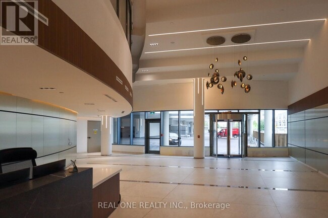 Building Photo - 5105 Hurontario St