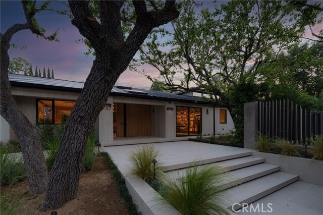 Building Photo - 3187 Oakdell Rd