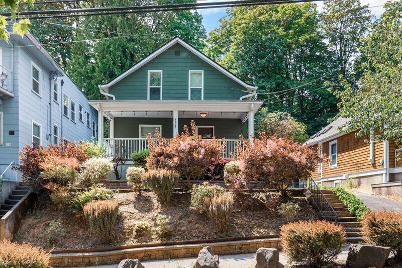 Primary Photo - 4927 S Corbett Ave