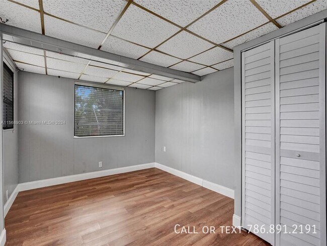 Building Photo - 650 SW 28th Terrace 622, Fort Lauderdale, ...