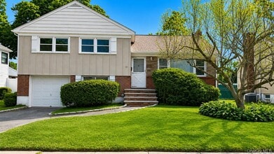 Building Photo - 33 Ava Dr
