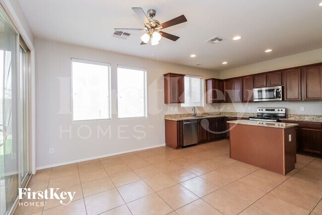 Building Photo - 31229 N Cavalier Drive