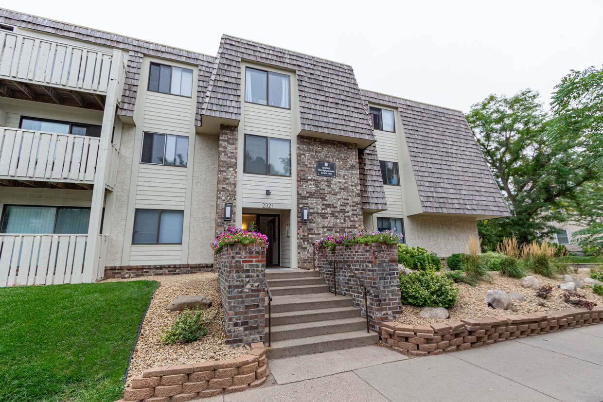 Foto principal - 2321 Aldrich Ave S