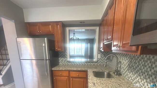 Foto del edificio - 256 Monticello Dr