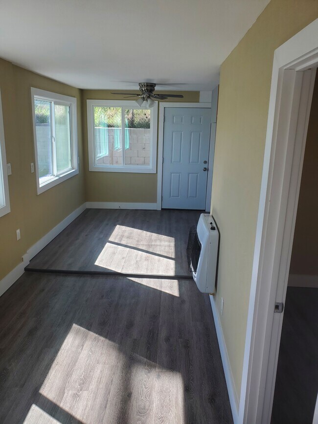 Living room and Breakfast area - 21779 Temescal Canyon Rd