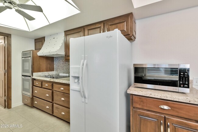 Building Photo - 9956 W Willow Point