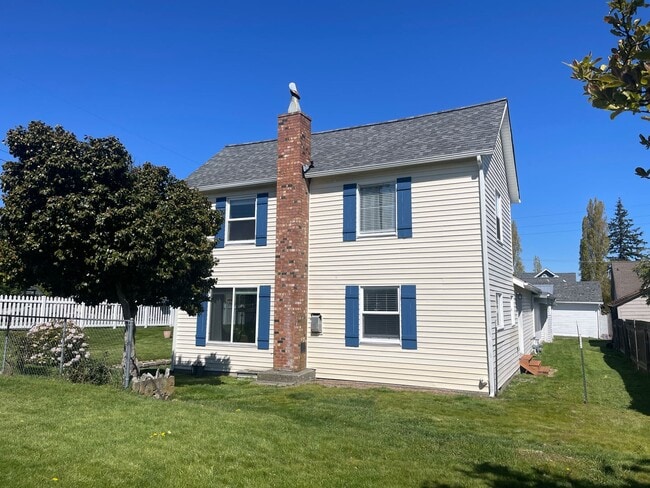 Building Photo - 1519 K Ave