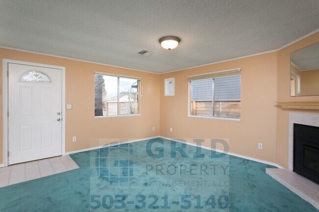 Building Photo - 3 Bedroom Ranch Style Home Available in Ov...