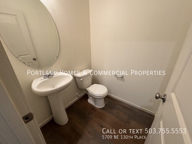 Foto del edificio - 5709 NE 130th Pl