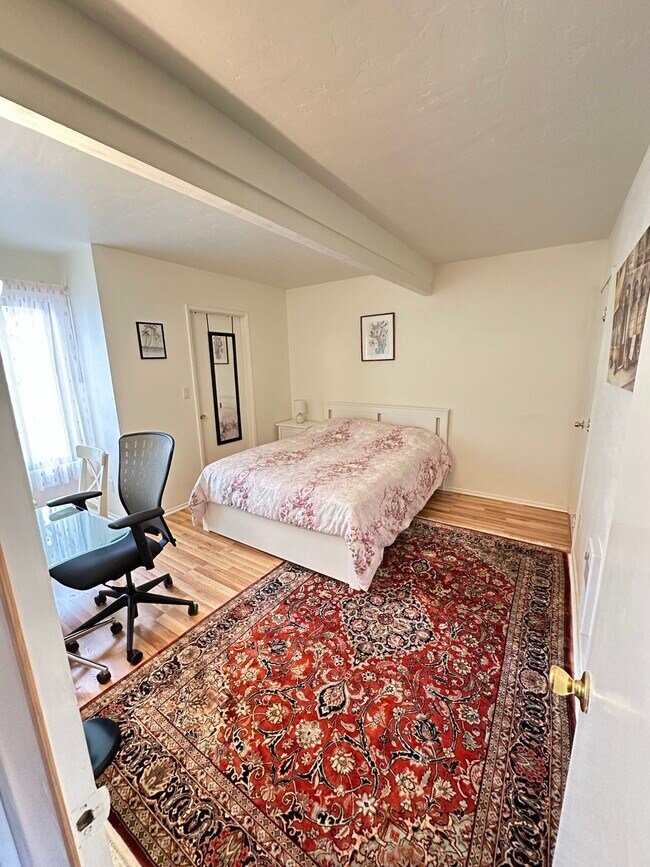 4143 Mt Alifan Dr Unit F, San Diego, CA 92111 Condo for Rent in San Diego, CA