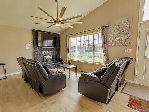 Foto del edificio - 3207 Gregory Ave