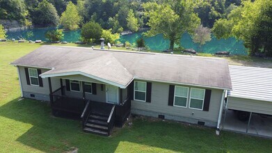 Building Photo - 114 Drivers Ln