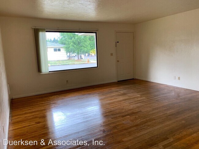 Foto del edificio - 2426-2440 NW Grant Ave