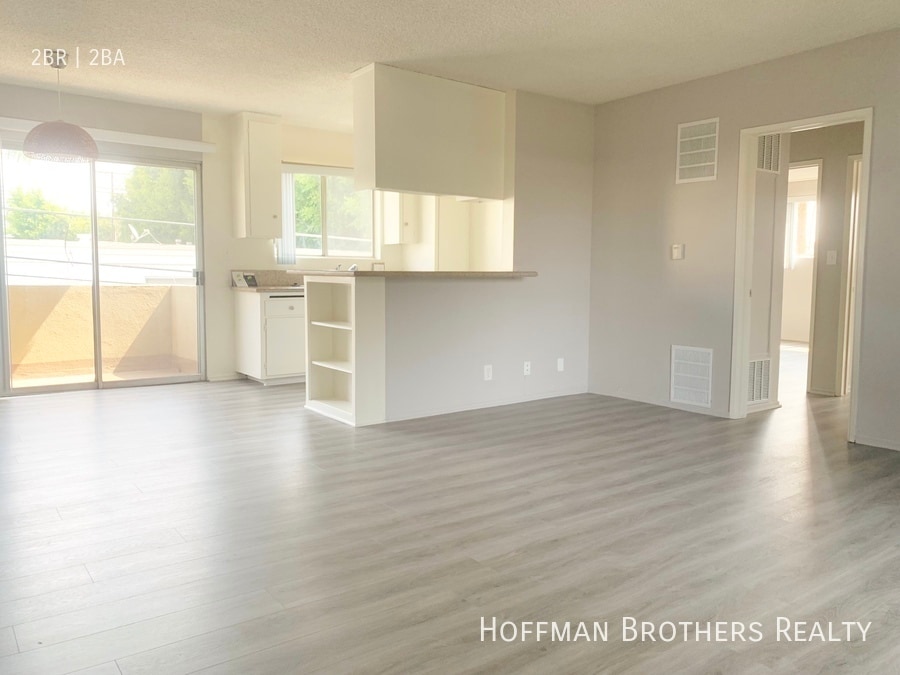 Foto principal - 1642 Barry Ave