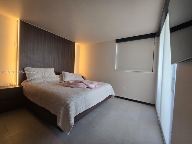 Foto del edificio - 6820 Indian Creek Dr