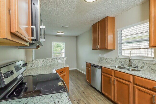 Foto del edificio - 1662 Sugarpine Drive