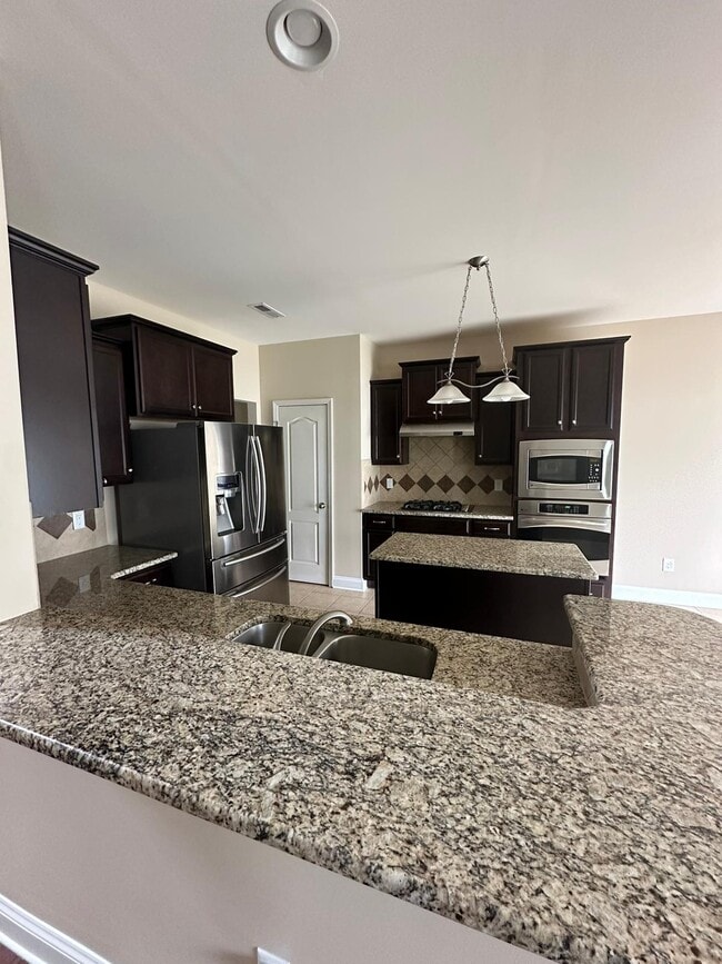 Building Photo - 3708 Cottesmore Dr